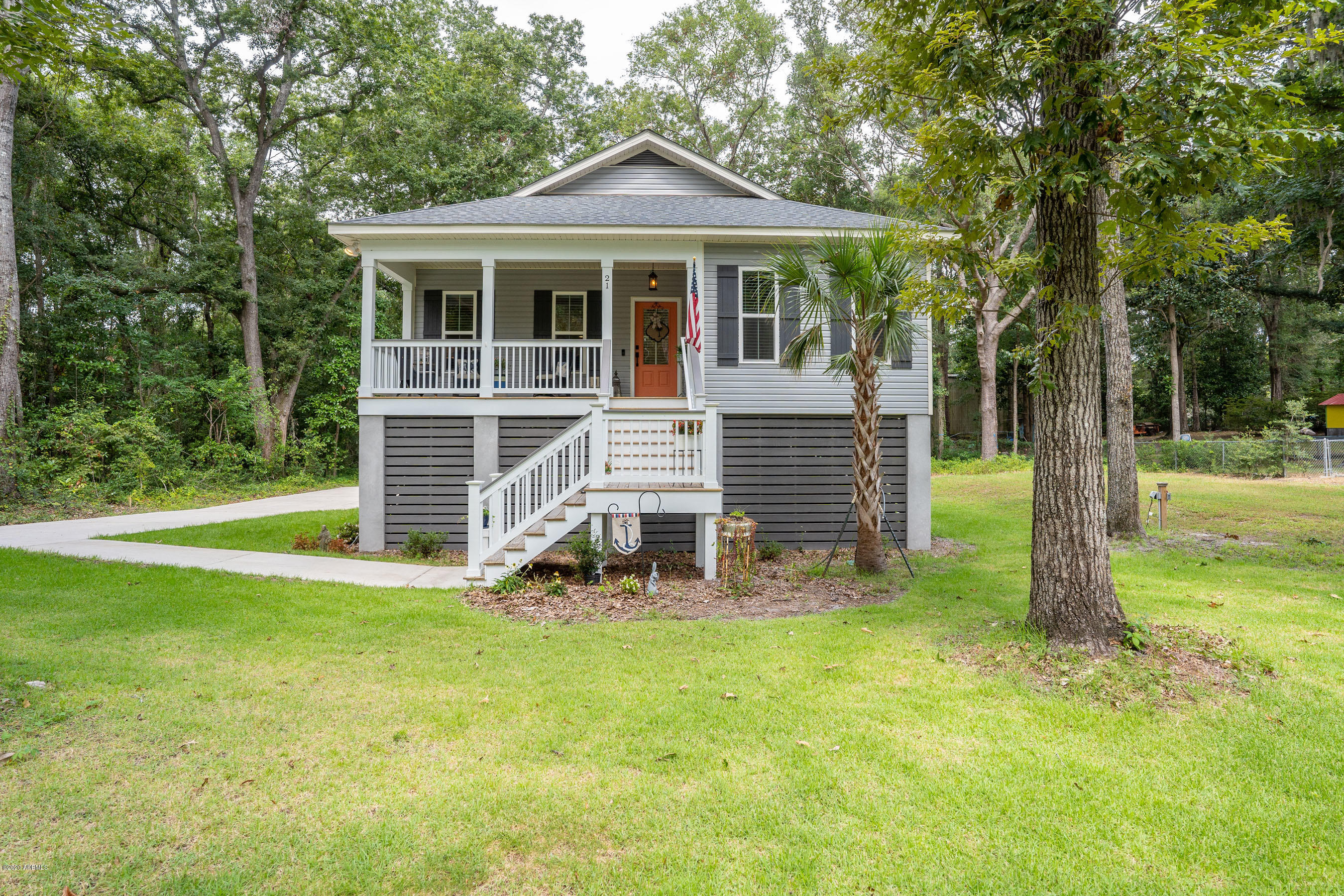 21 Blythewood Road Beaufort, SC 29907 - Photo 5 of 48 DSC05714-FULL