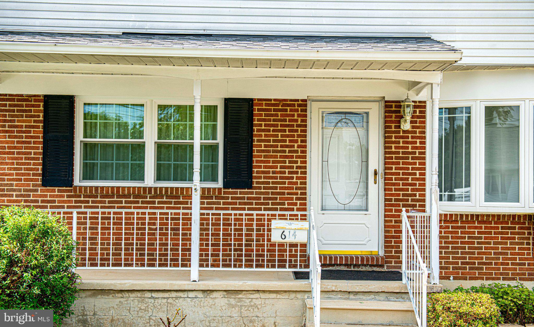 614 George Avenue Baltimore, MD 21221 - Photo 4 of 52