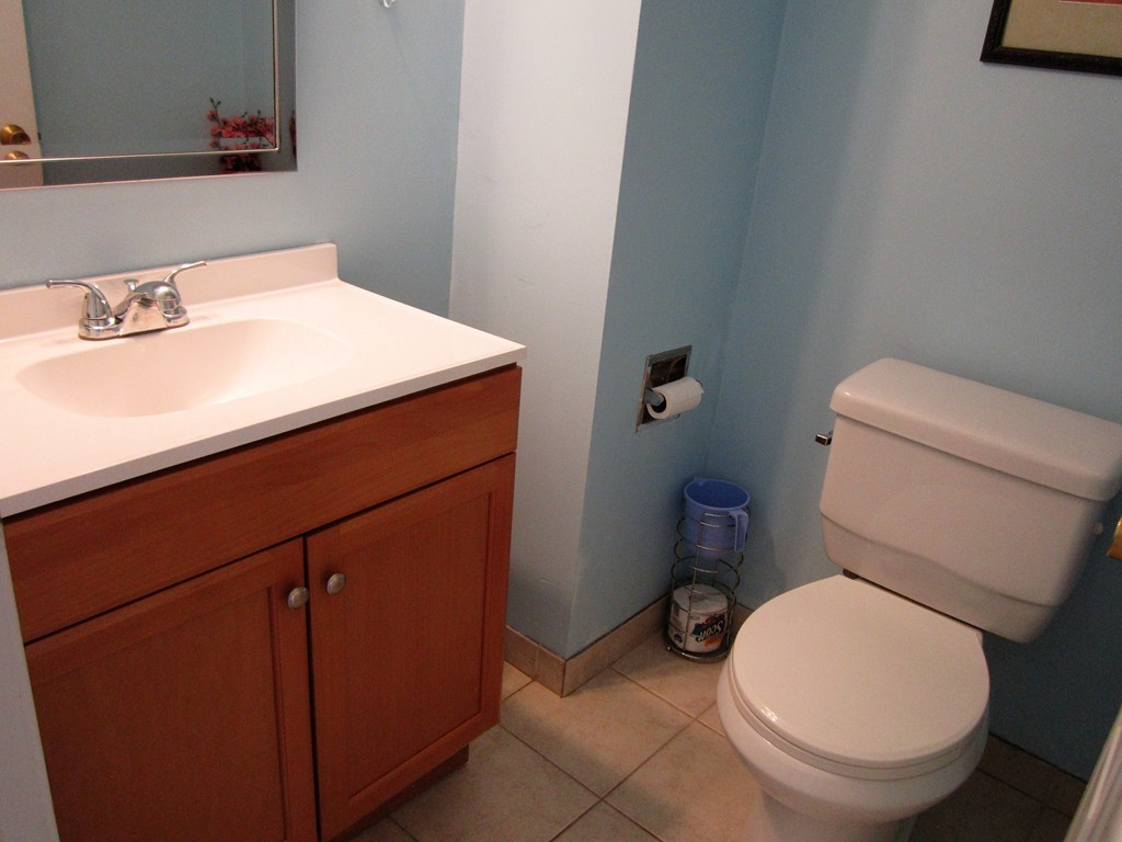 37 Santoro Road Worcester, MA 01606 - Photo 12 of 21 Gallery Image 12