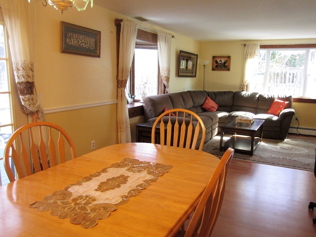 37 Santoro Road Worcester, MA 01606 - Photo 5 of 21 Gallery Image 5