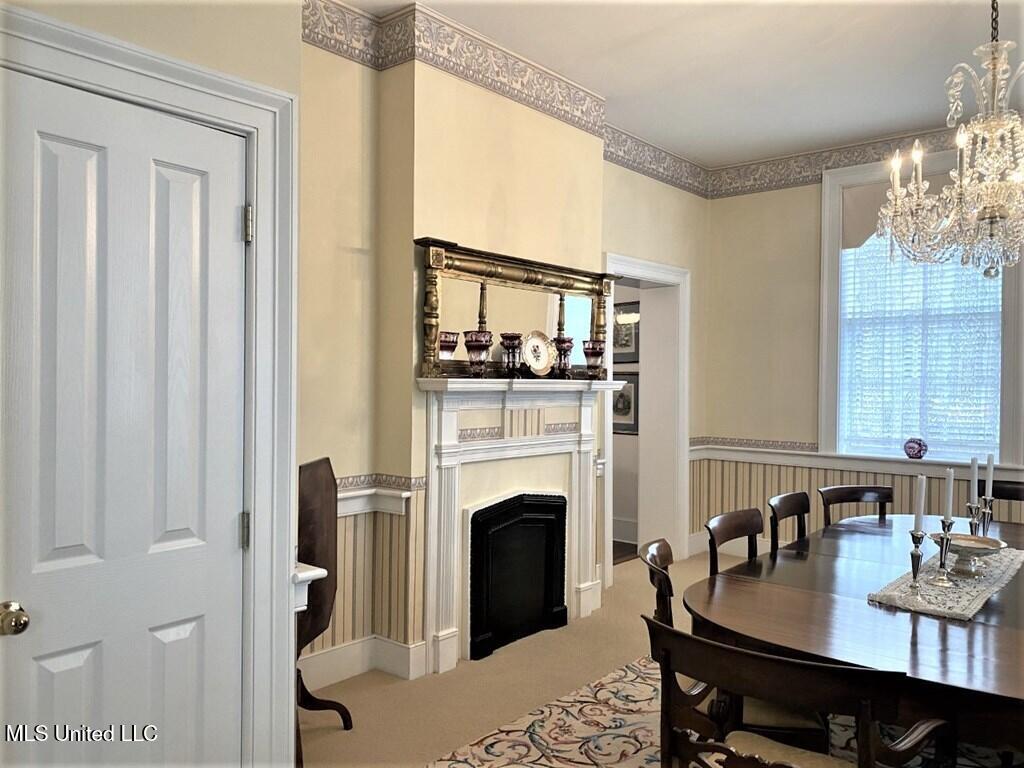 707 State Street, Unit 705 Natchez, MS 39120 - Photo 12 of 59 20250008_56.jpg 707 12