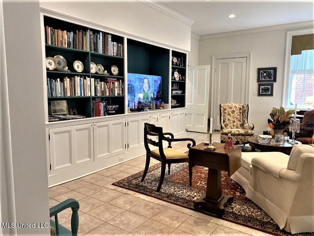 707 State Street, Unit 705 Natchez, MS 39120 - Photo 26 of 59 20250008_18.jpg 707 26