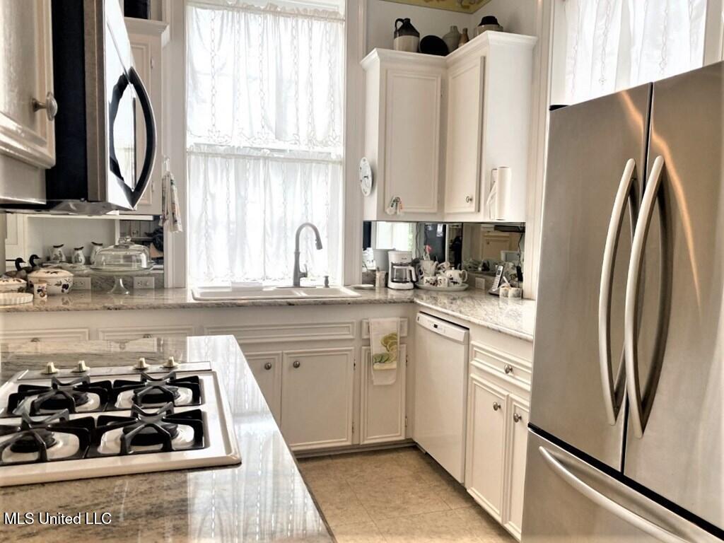 707 State Street, Unit 705 Natchez, MS 39120 - Photo 28 of 59 20250008_24.jpg 707 28