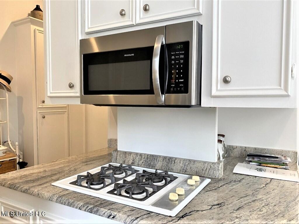 707 State Street, Unit 705 Natchez, MS 39120 - Photo 30 of 59 20250008_26.jpg 707 30