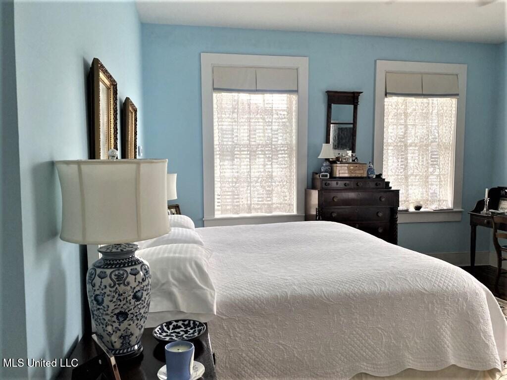 707 State Street, Unit 705 Natchez, MS 39120 - Photo 38 of 59 20250008_35.jpg 707 28