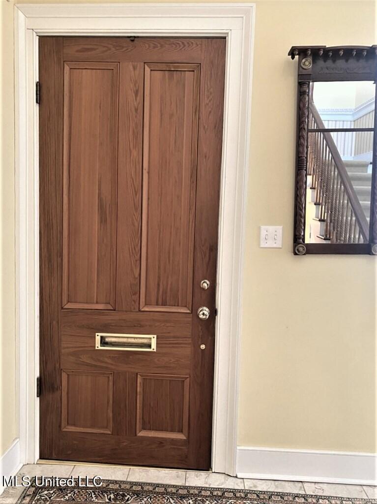 707 State Street, Unit 705 Natchez, MS 39120 - Photo 5 of 59 20250008_7.jpg 707 5