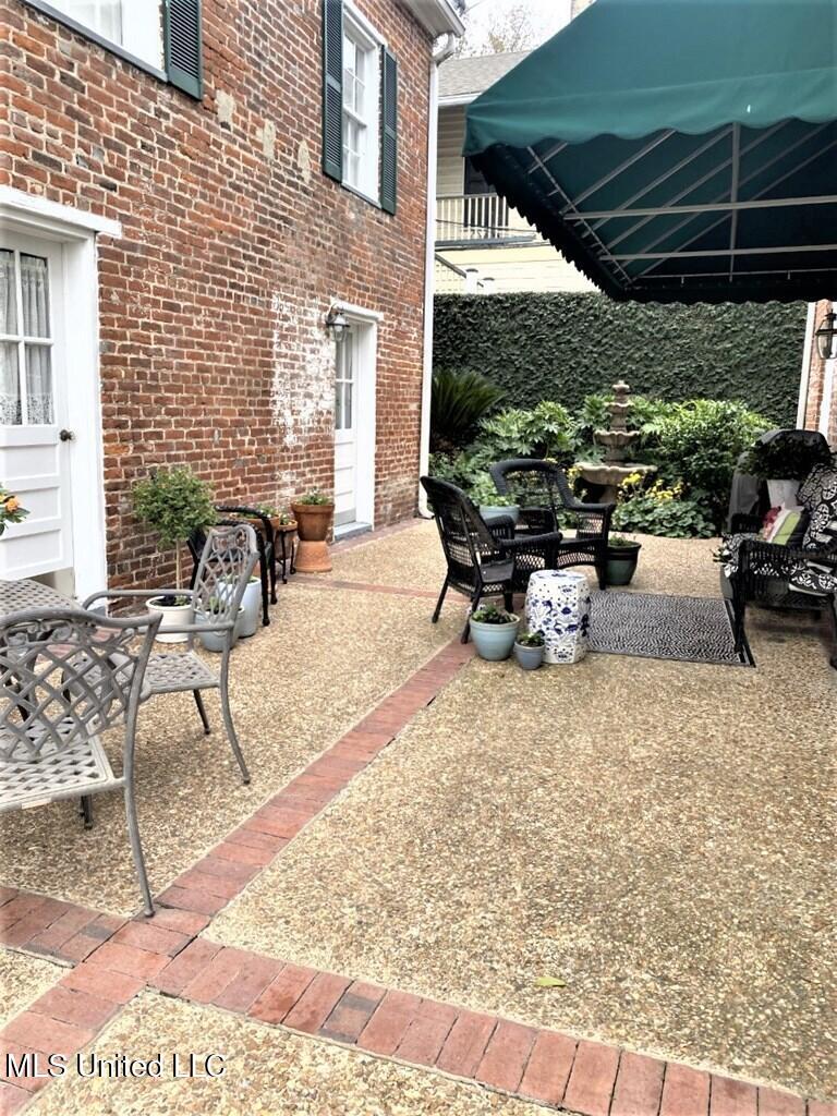 707 State Street, Unit 705 Natchez, MS 39120 - Photo 53 of 59 20250008_3.jpg 707 45