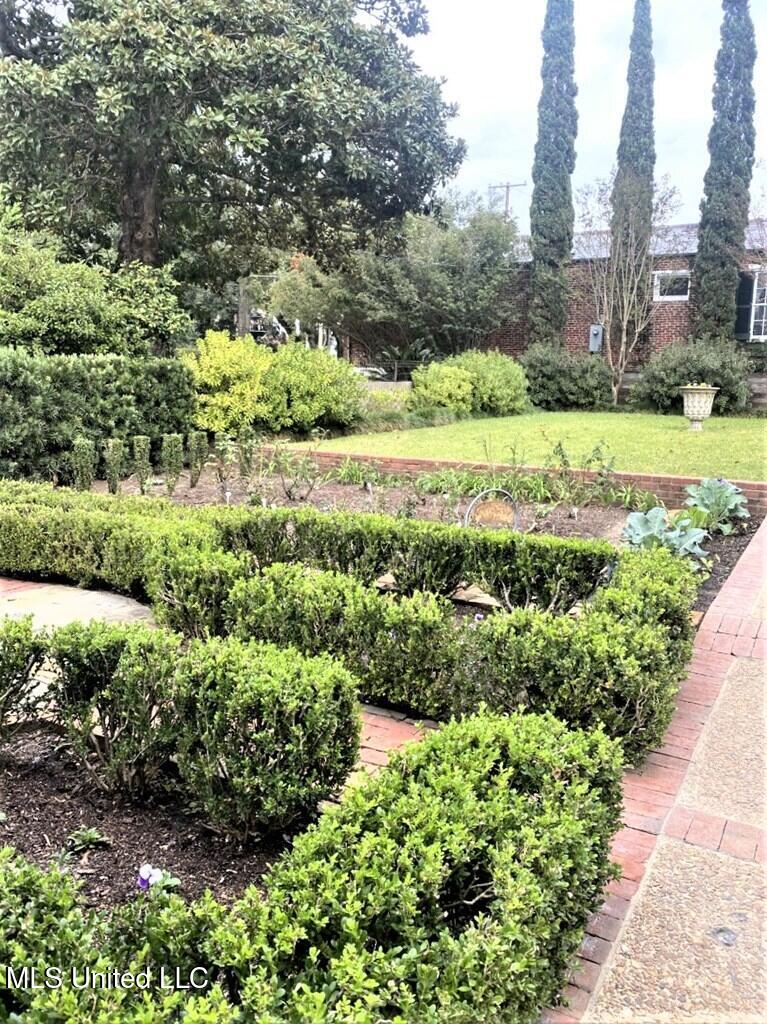 707 State Street, Unit 705 Natchez, MS 39120 - Photo 58 of 59 20250008_15.jpg 707 52