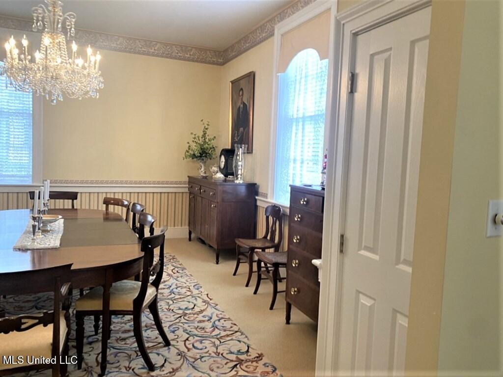 707 State Street, Unit 705 Natchez, MS 39120 - Photo 10 of 59 20250008_8.jpg 707 10