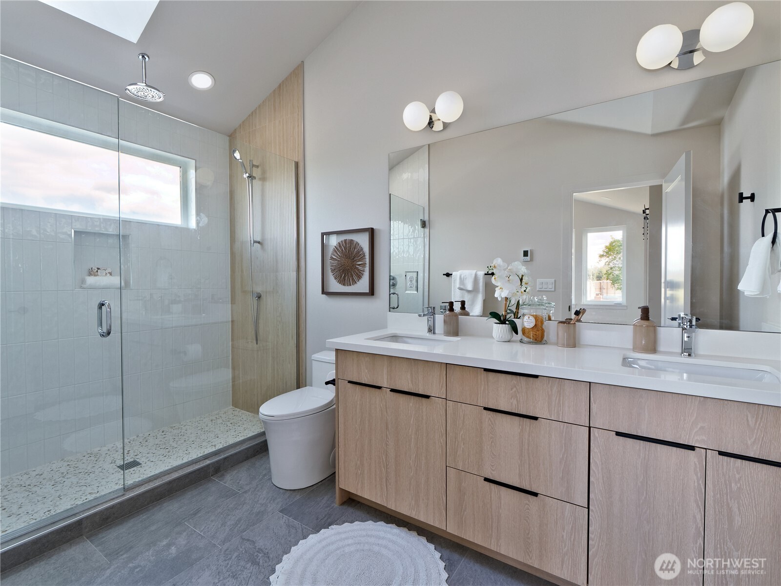 6920 A Flora Avenue South Seattle, WA 98108 - Photo 21 of 35