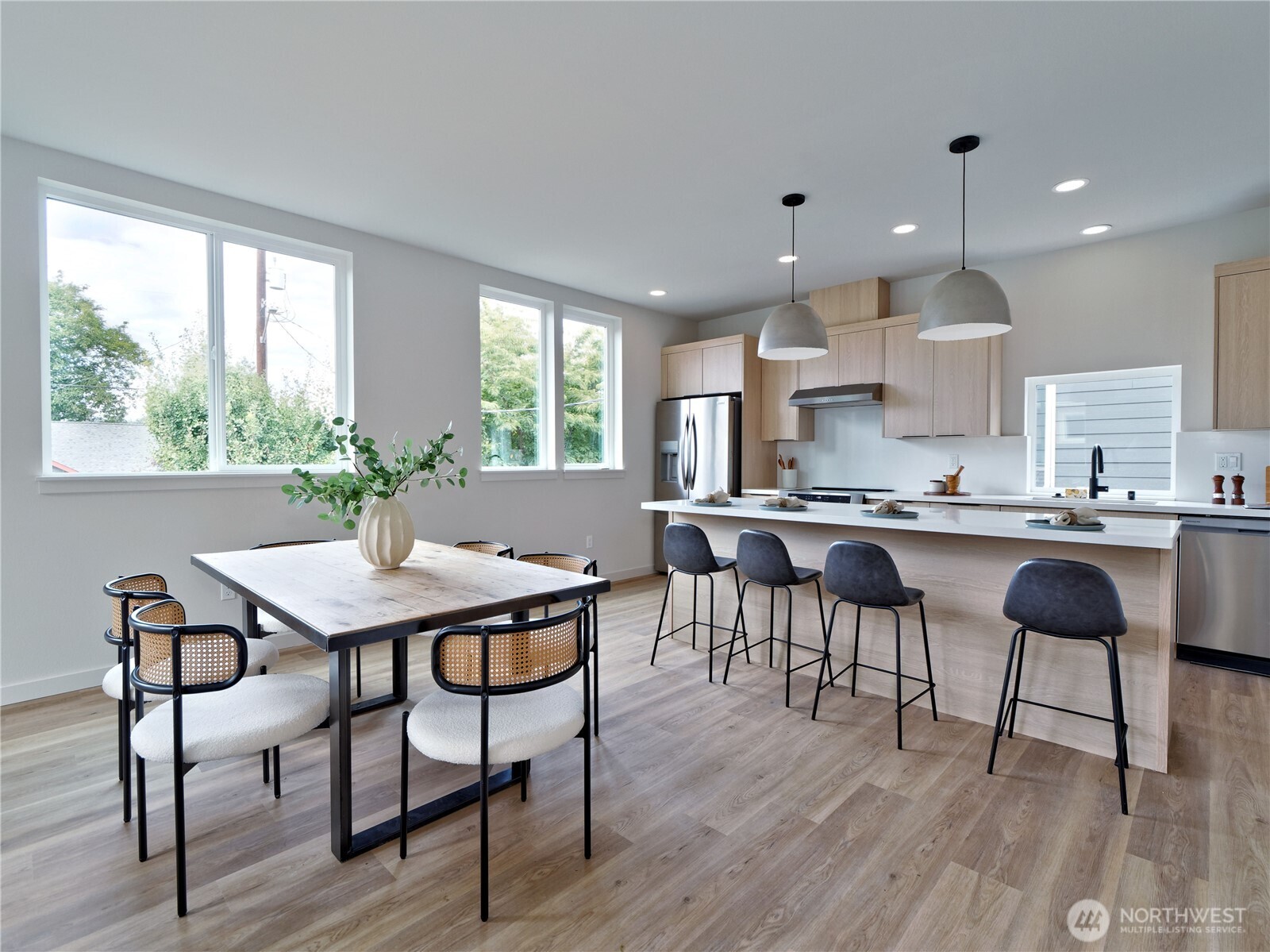 6920 A Flora Avenue South Seattle, WA 98108 - Photo 6 of 35