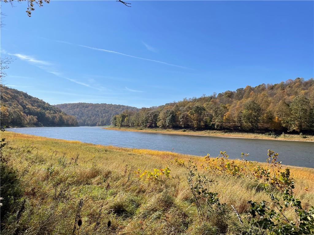 0 Bartow Road Parker, PA 16049 - Photo 5 of 25 a view of lake and mountain
