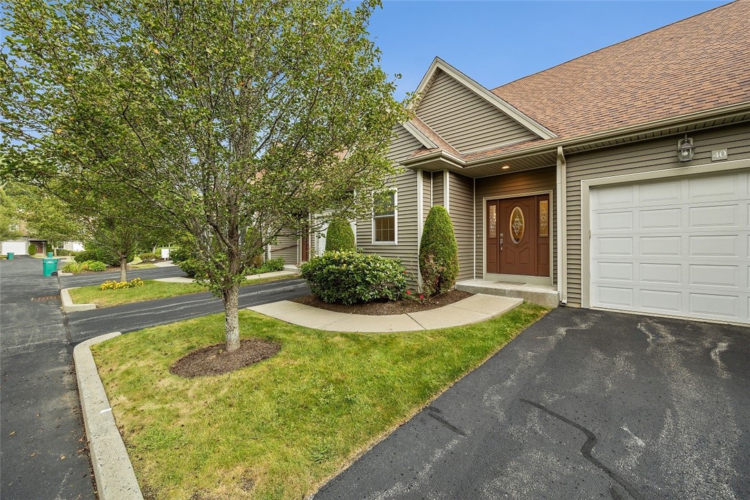 315 Old River Road, Unit 39 Lincoln, RI 02838 - Photo 1 of 23 Gallery Image 1
