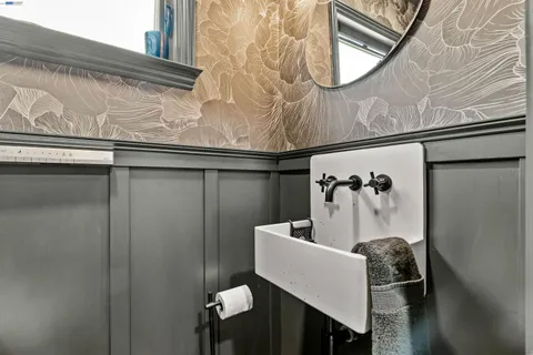 $1,495,000 | 931 Bancroft Way, Berkeley, CA 94710