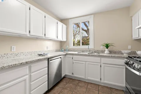 $1,495,000 | 931 Bancroft Way, Berkeley, CA 94710