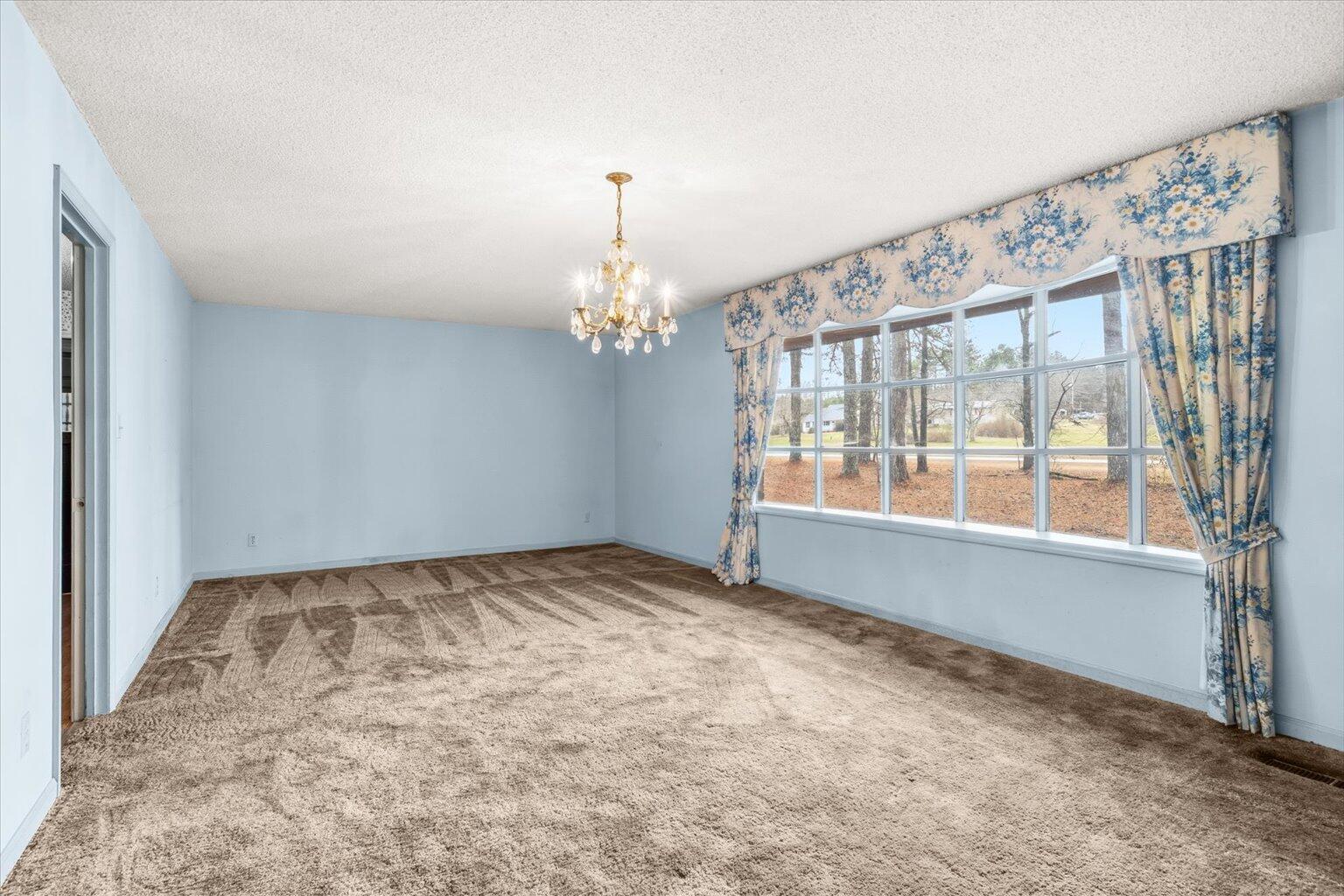 2286 Dawnville Beaverdale Road Dalton, GA 30721 - Photo 11 of 59 11-DSC05676