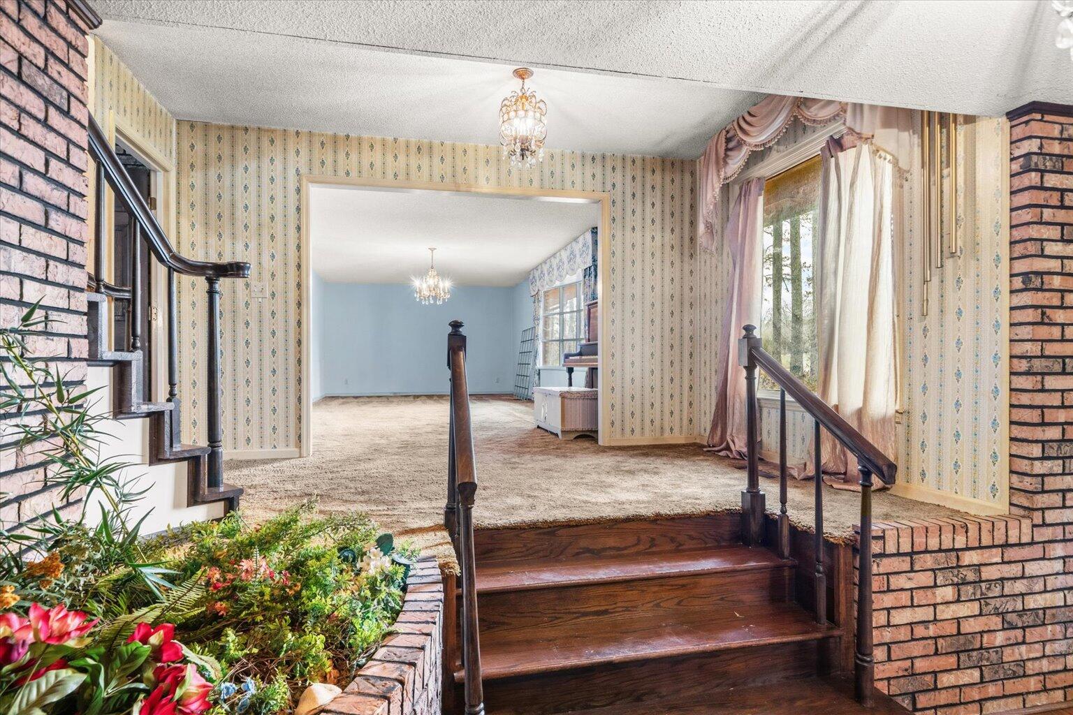 2286 Dawnville Beaverdale Road Dalton, GA 30721 - Photo 10 of 59 10-DSC05661