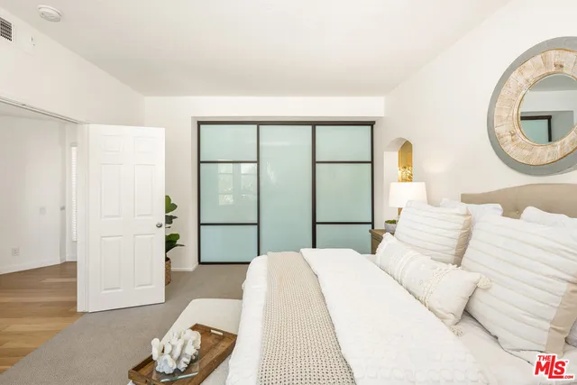 $4,995 | 4643 East 4th Street, Unit 22, Long Beach, CA 90814