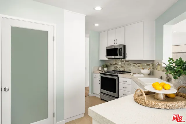 $4,995 | 4643 East 4th Street, Unit 22, Long Beach, CA 90814