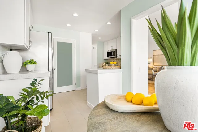 $4,995 | 4643 East 4th Street, Unit 22, Long Beach, CA 90814