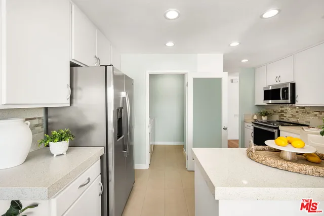 $4,995 | 4643 East 4th Street, Unit 22, Long Beach, CA 90814