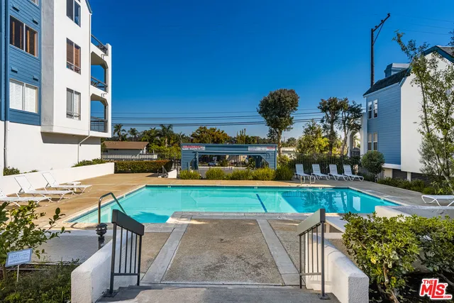 $4,995 | 4643 East 4th Street, Unit 22, Long Beach, CA 90814