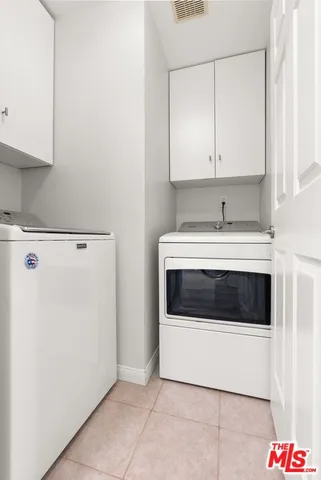 $4,995 | 4643 East 4th Street, Unit 22, Long Beach, CA 90814