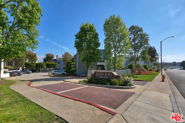 $4,995 | 4643 East 4th Street, Unit 22, Long Beach, CA 90814