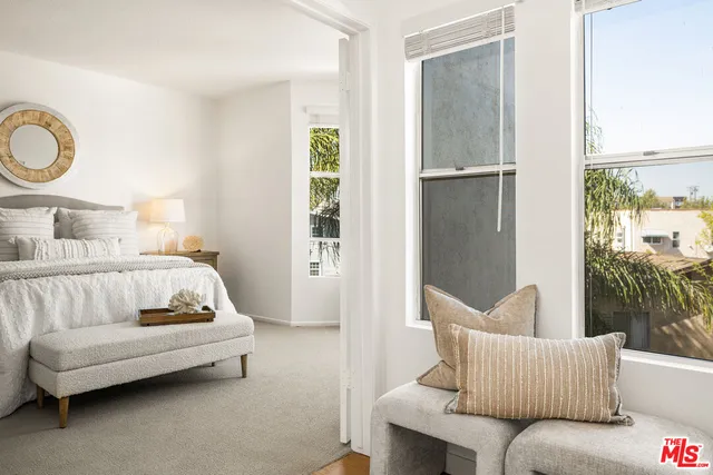 $4,995 | 4643 East 4th Street, Unit 22, Long Beach, CA 90814