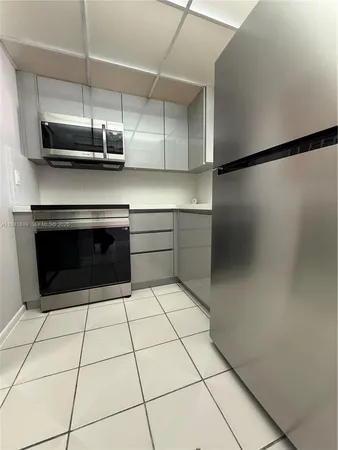$1,850 | 6820 West Flagler Street, Unit 407, Miami, FL 33144
