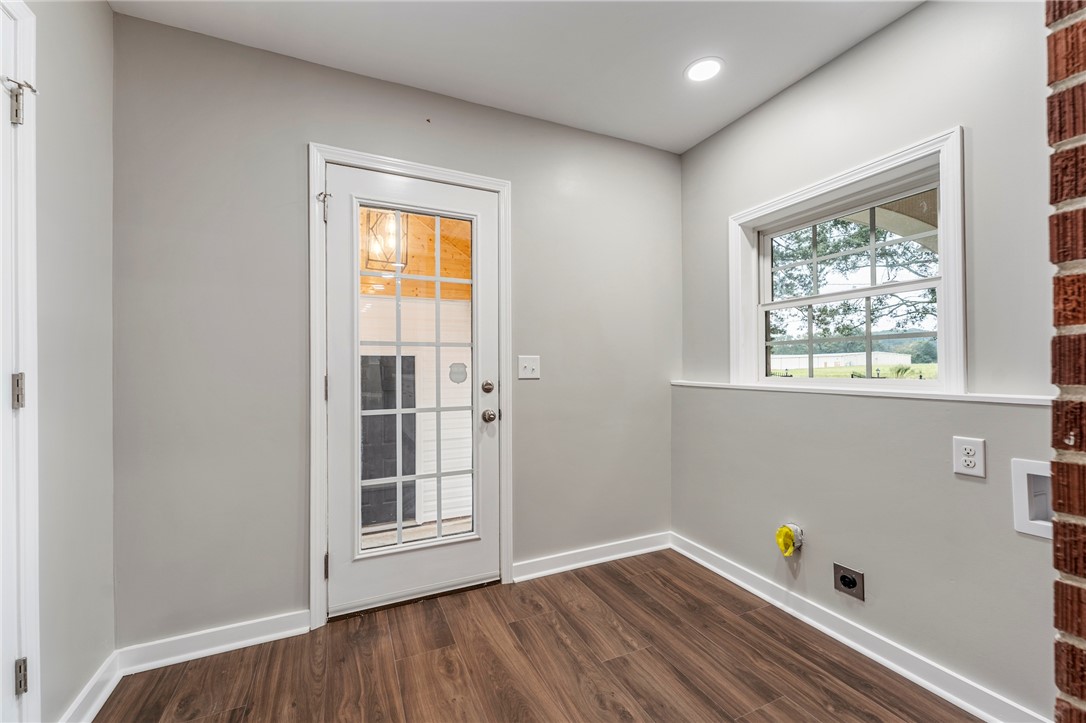 110 Hatcher Road Townville, SC 29689 - Photo 24 of 48 laundry/mudroom