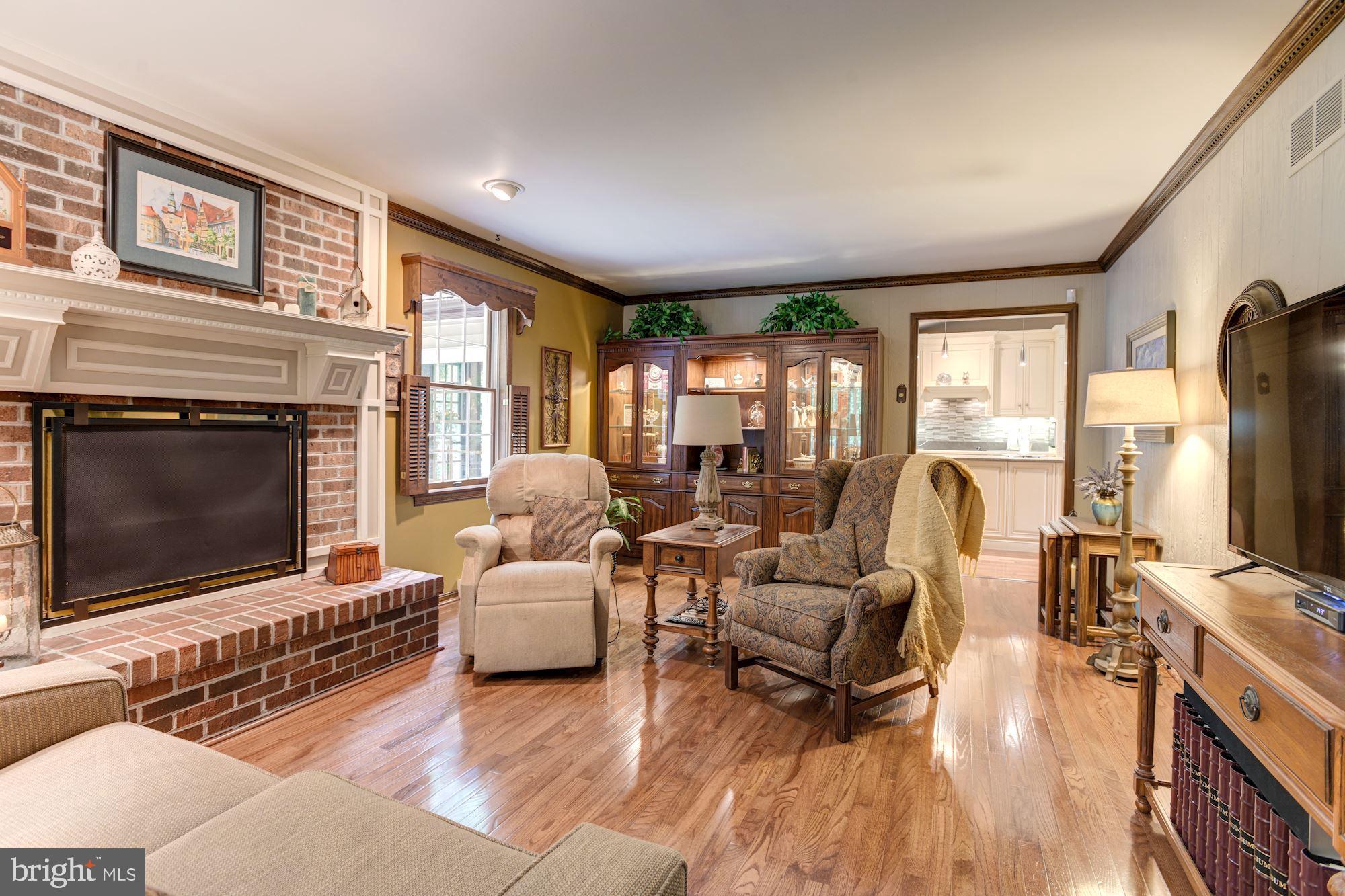 6101 Fork Woods Road Baldwin, MD 21013 - Photo 11 of 49 Family Room