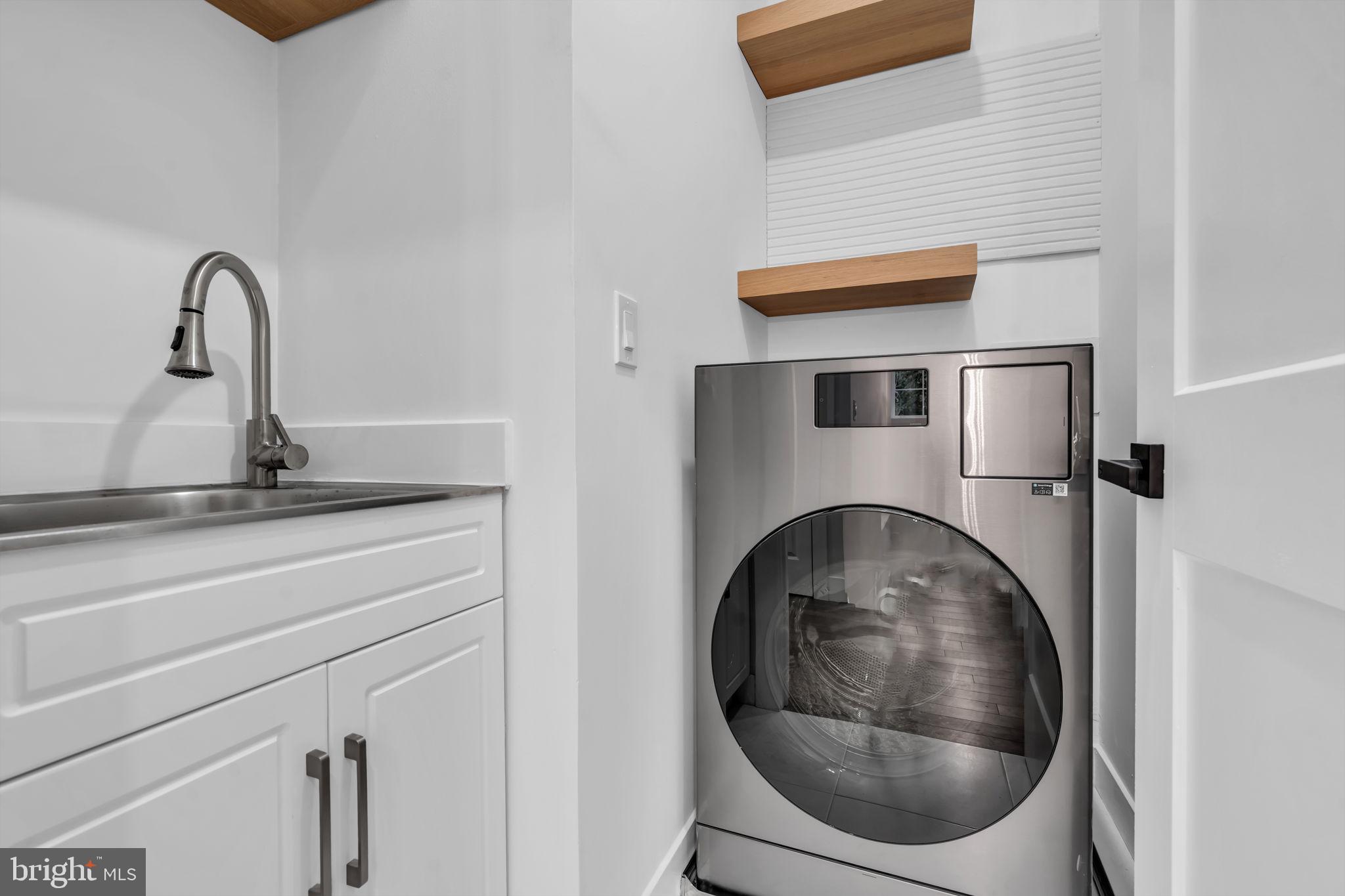 15 Hillside Road Princeton, NJ 08540 - Photo 29 of 38 Second Floor Laundry