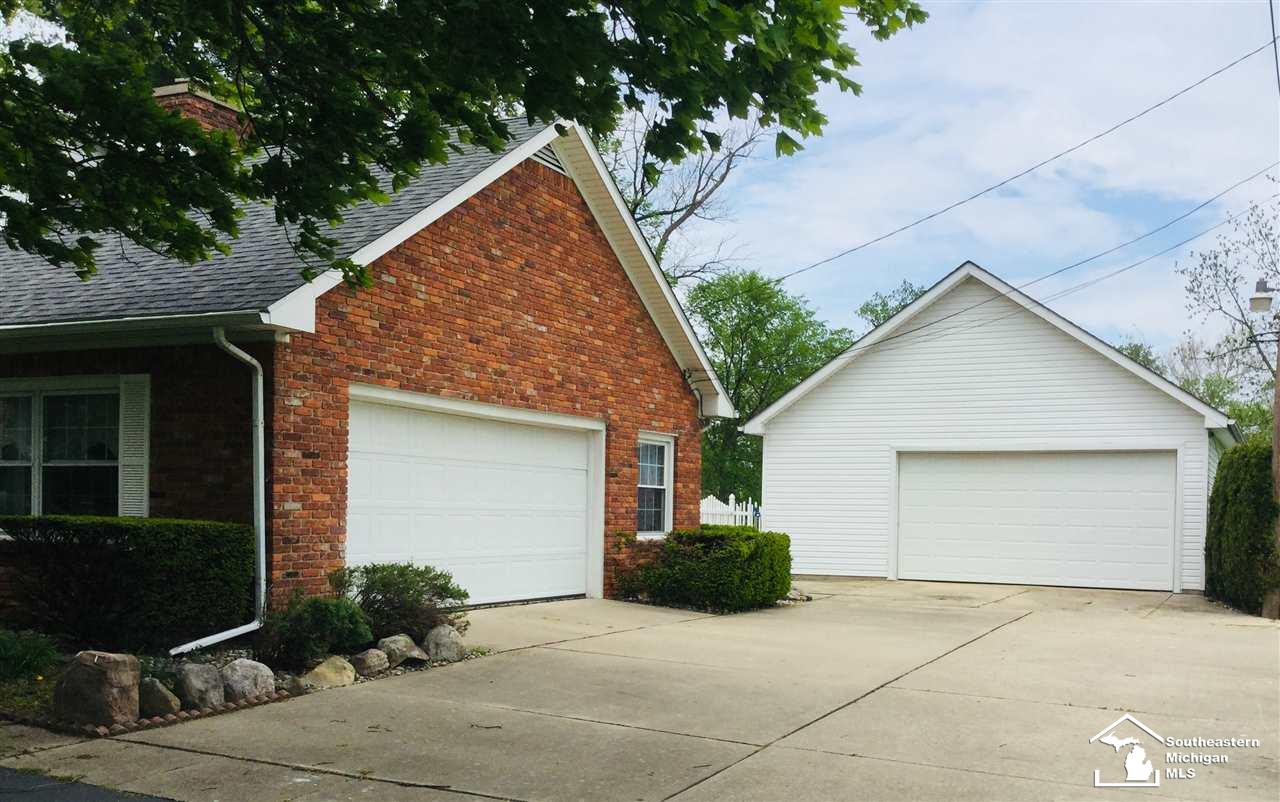 3850 South Custer Road Monroe, MI 48161 - Photo 2 of 25