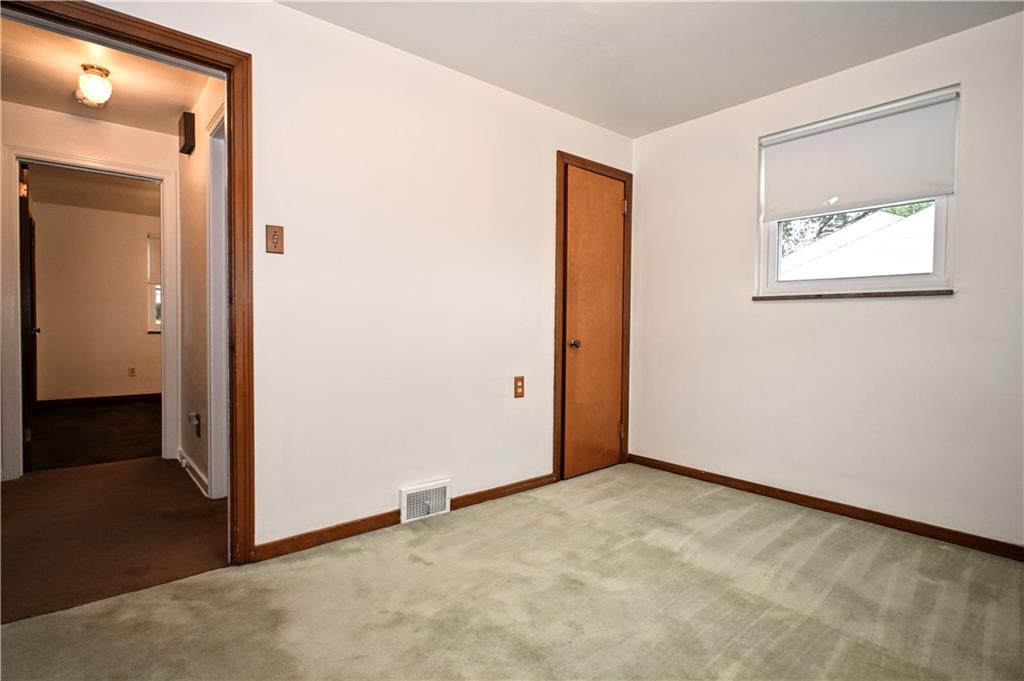 2105 Ridge Road McKeesport, PA 15135 - Photo 19 of 44