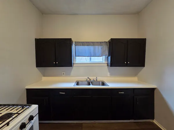 $750 | 993 Oakview Street, Unit 201, Memphis, TN 38114