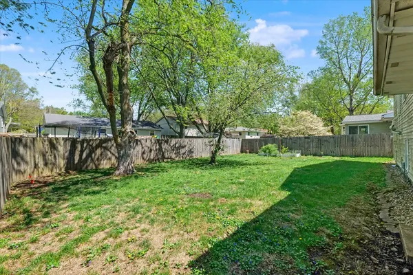 $229,000 | 1704 Fort Jesse Road, Normal, IL 61761