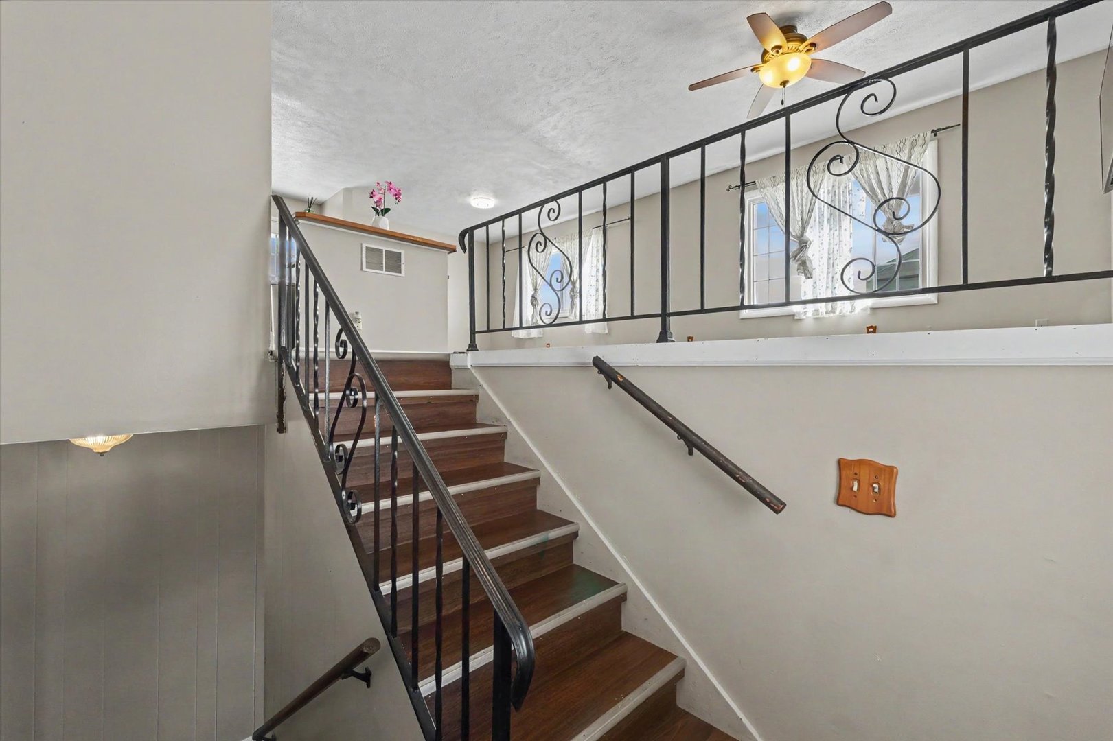 1704 Fort Jesse Road Normal, IL 61761 - Photo 6 of 36