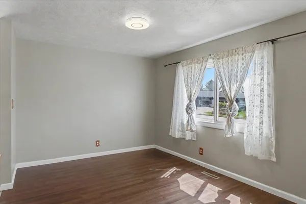 $229,000 | 1704 Fort Jesse Road, Normal, IL 61761