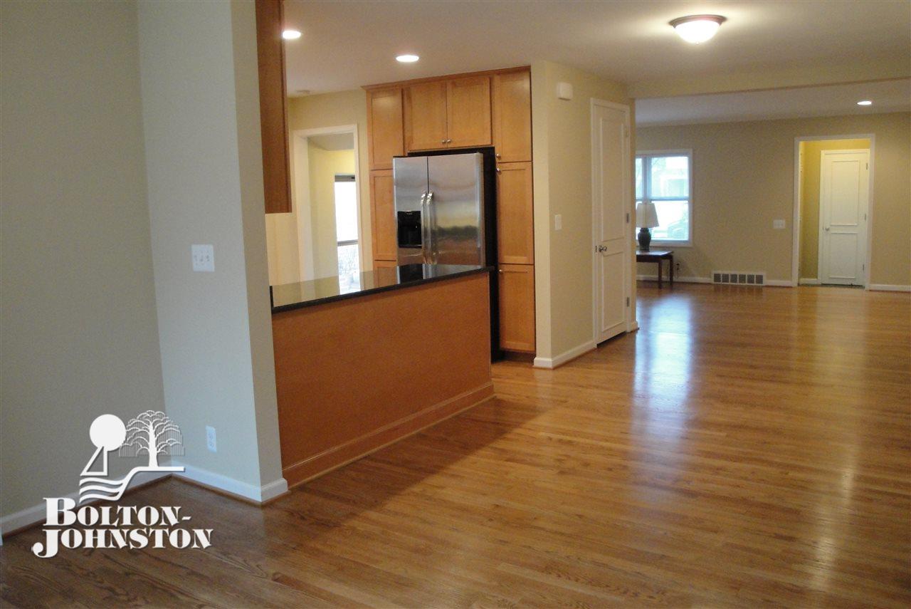 841 Washington Road Grosse Pointe, MI 48230 - Photo 13 of 14 Gallery Image 13