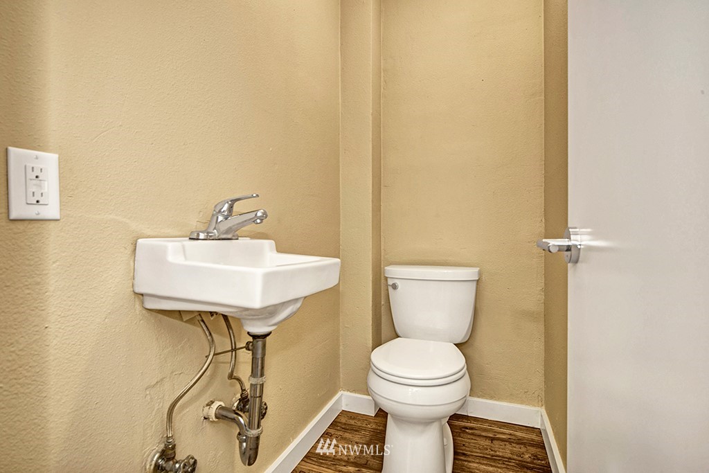 340 Morris Avenue South Renton, WA 98057 - Photo 14 of 17