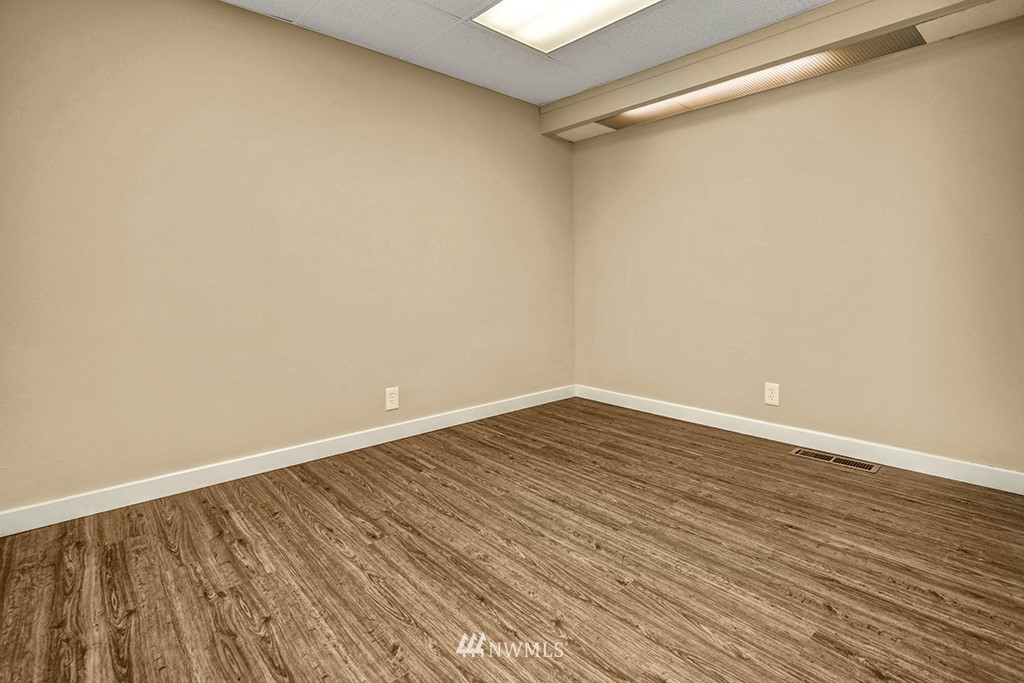 340 Morris Avenue South Renton, WA 98057 - Photo 10 of 17
