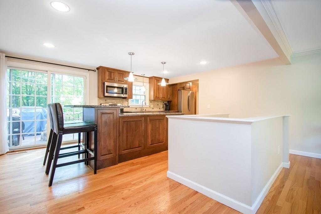 314 Edgewood Road West Springfield, MA 01089 - Photo 14 of 38