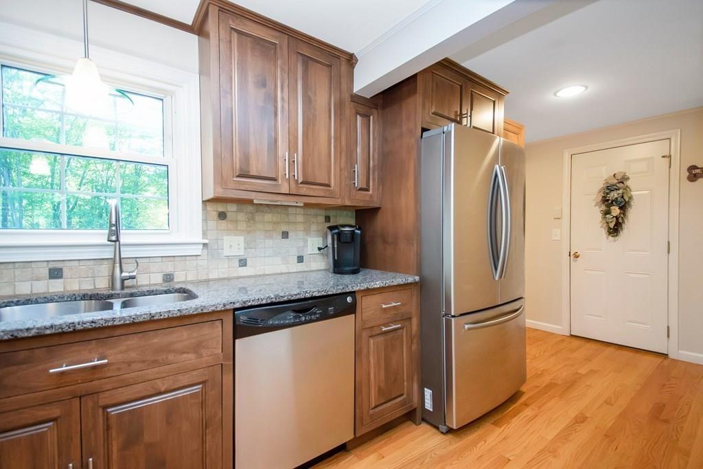 314 Edgewood Road West Springfield, MA 01089 - Photo 20 of 38