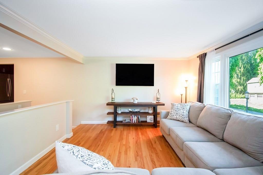314 Edgewood Road West Springfield, MA 01089 - Photo 8 of 38