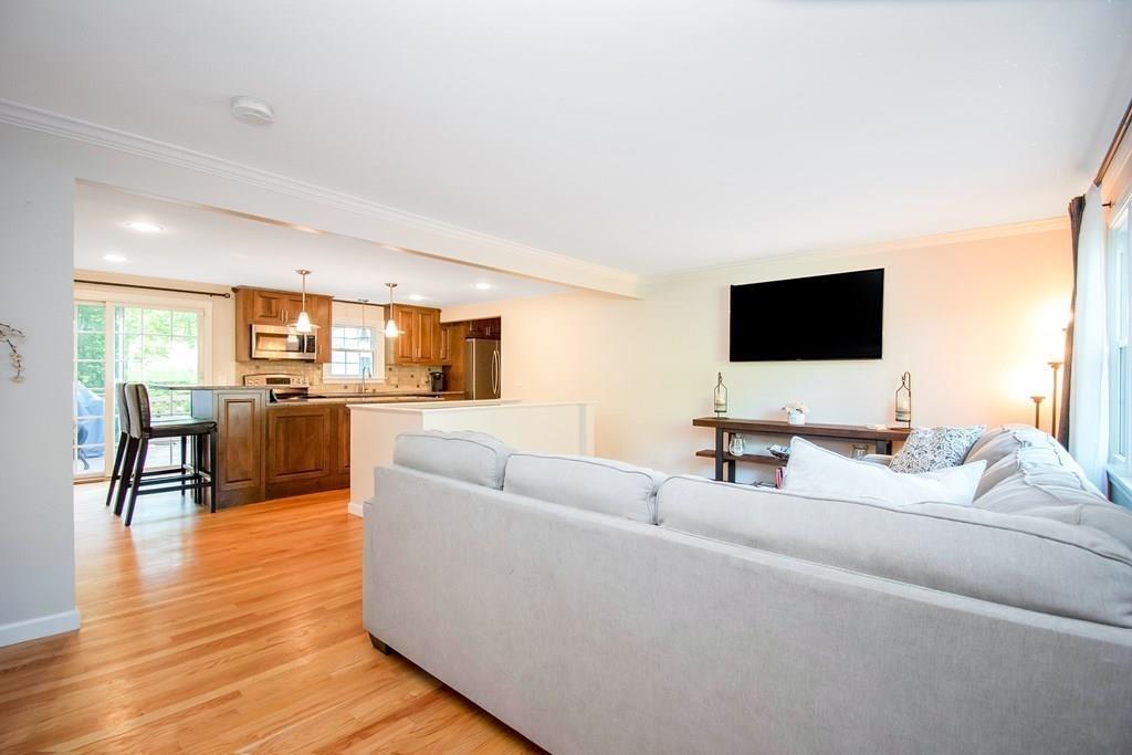 314 Edgewood Road West Springfield, MA 01089 - Photo 9 of 38