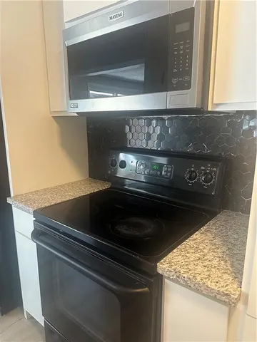 $219,000 | 2532 South 51st Terrace, Kansas City, KS 66106