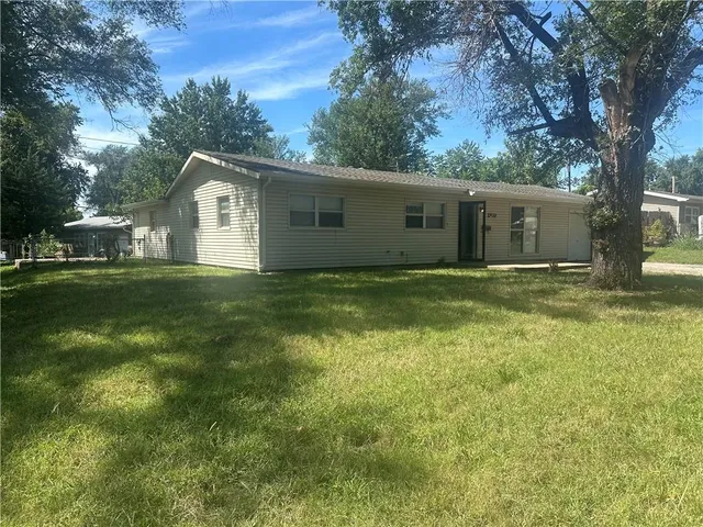 $219,000 | 2532 South 51st Terrace, Kansas City, KS 66106