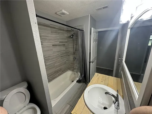 $219,000 | 2532 South 51st Terrace, Kansas City, KS 66106