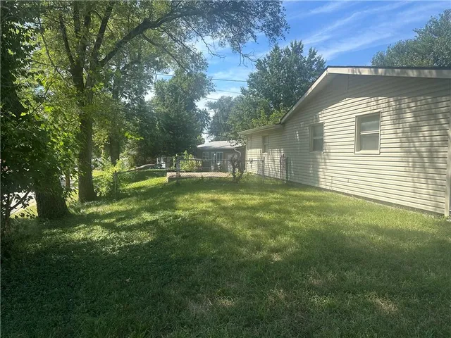 $219,000 | 2532 South 51st Terrace, Kansas City, KS 66106